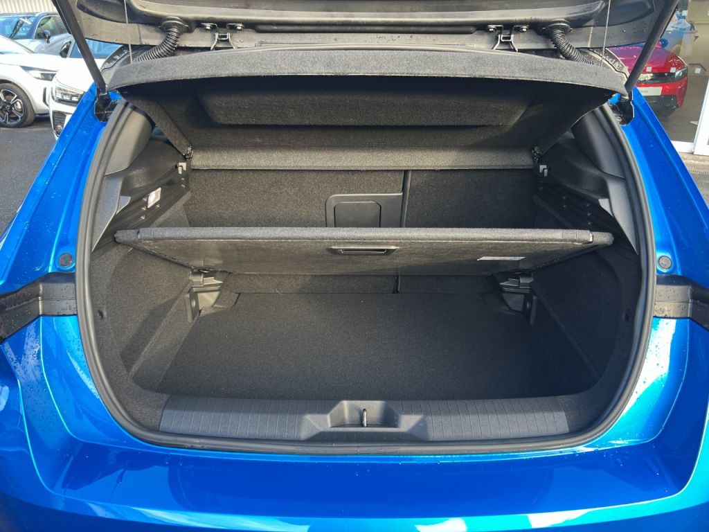 Used Vauxhall Astra 2023 for sale - 76836131: Photo 13