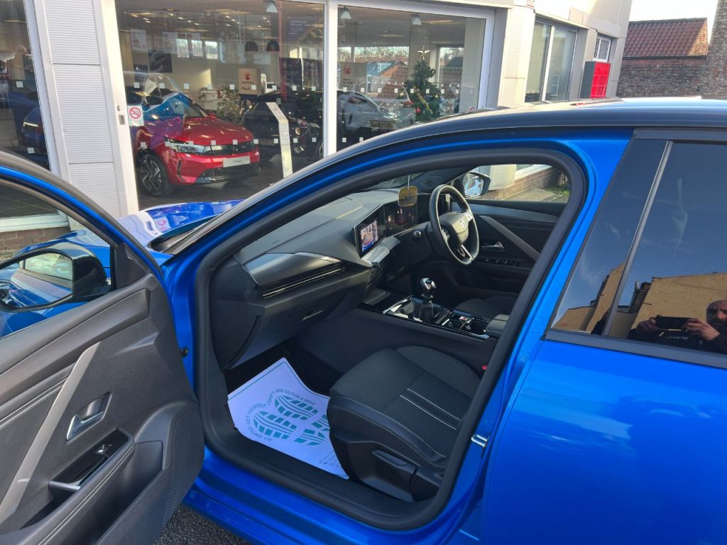 Used Vauxhall Astra 2023 for sale - 76836131: Photo 22