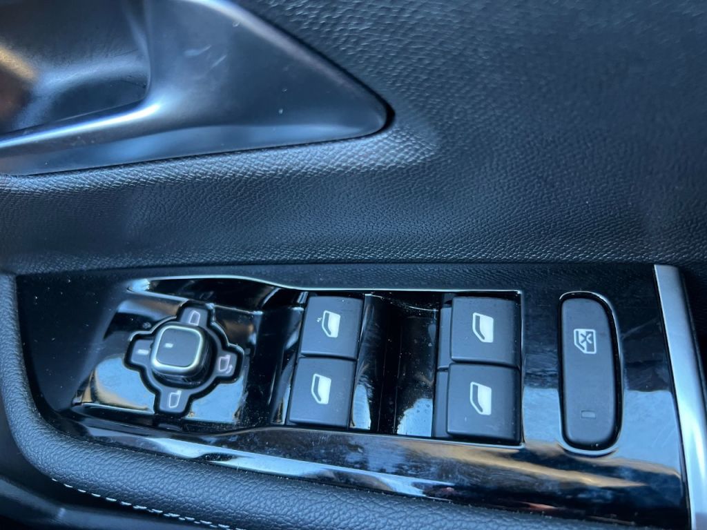 Used Vauxhall Astra 2023 for sale - 76836131: Photo 50