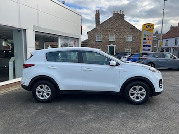Used Kia Sportage 2017 for sale - 76303210: Photo