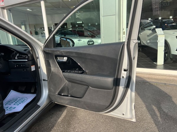 Used Kia Niro 2020 for sale - 76147234: Photo 23