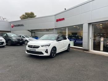 Vauxhall - Corsa