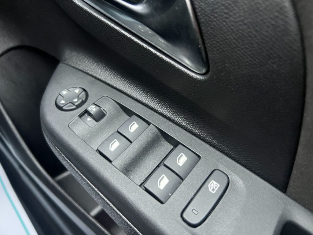 Used Vauxhall Corsa 2023 for sale - 76255822: Photo 29