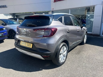 Used Renault Captur 2020 for sale - 78671627: Photo
