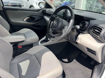 Used Toyota Yaris 2021 for sale - 78818217: Photo