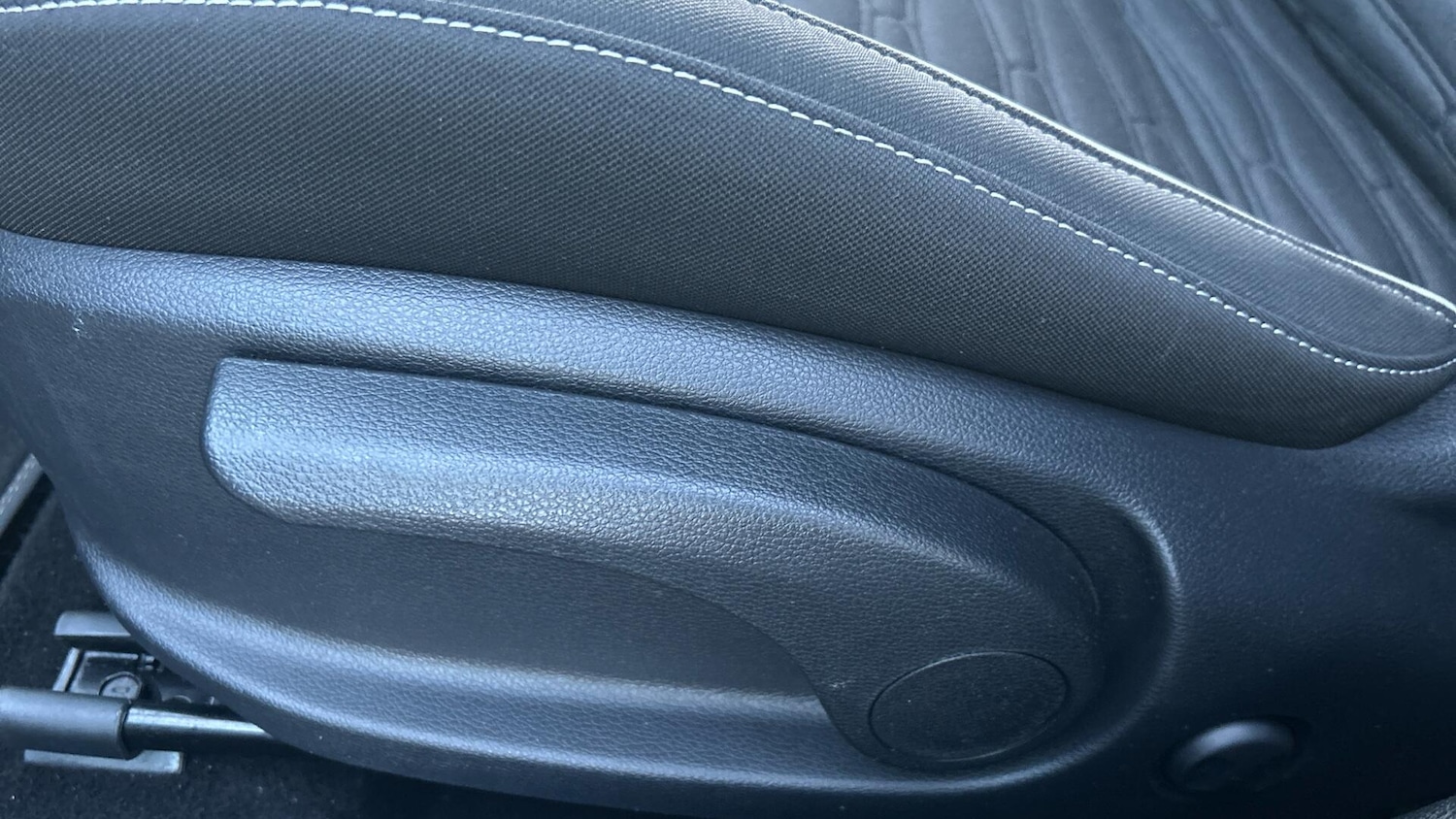 Used Kia XCeed 2023 for sale - 76484911: Photo 19