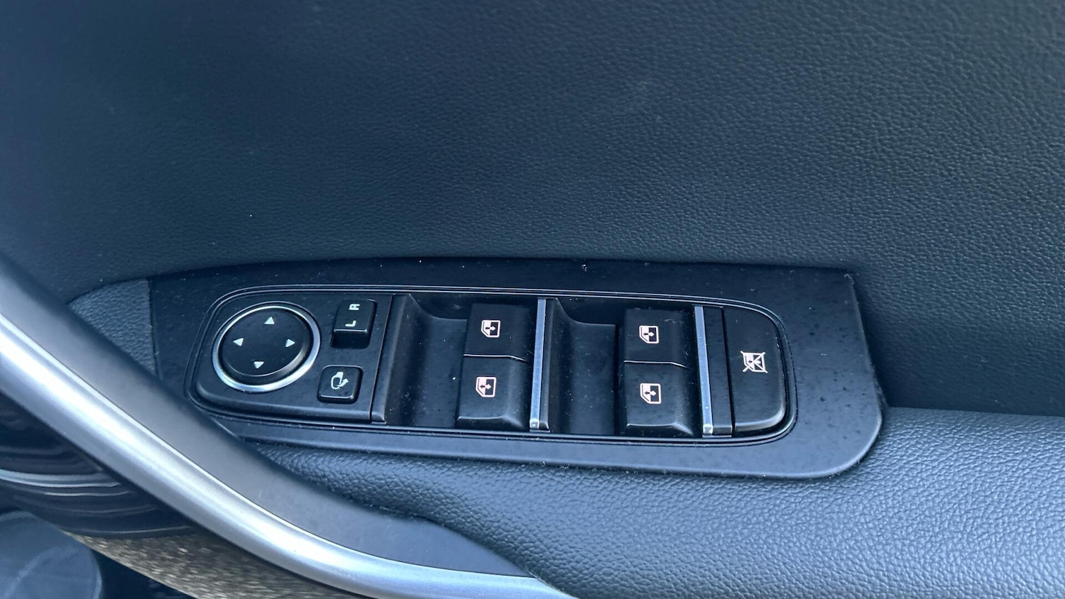 Used Kia XCeed 2023 for sale - 76484911: Photo 25