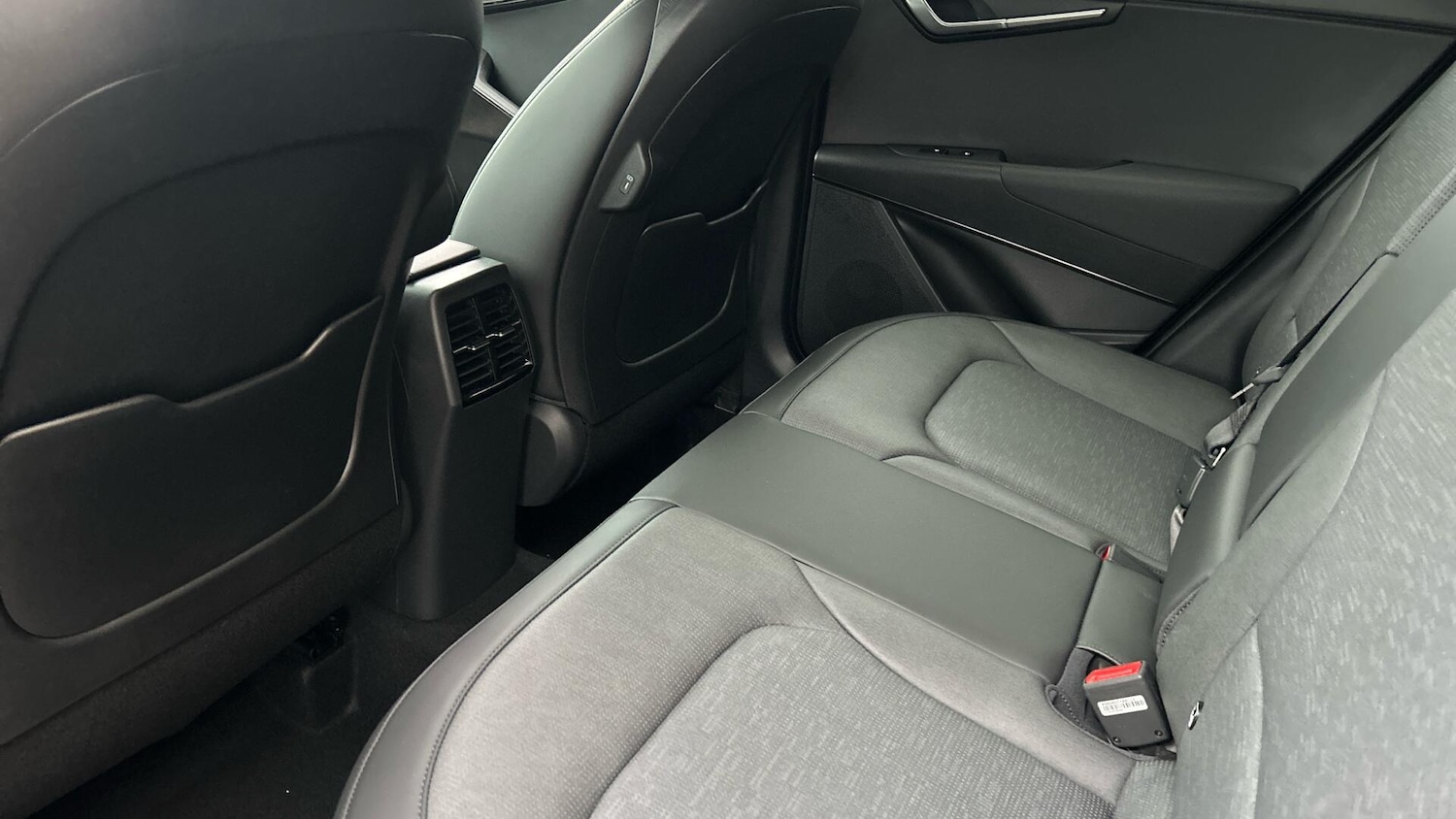 Used Kia Niro 2025 for sale - 76359851: Photo 12