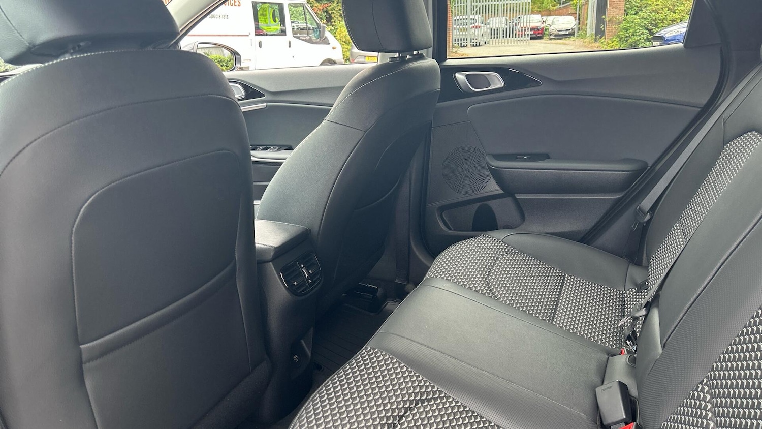 Used Kia XCeed 2025 for sale - 76337185: Photo 13