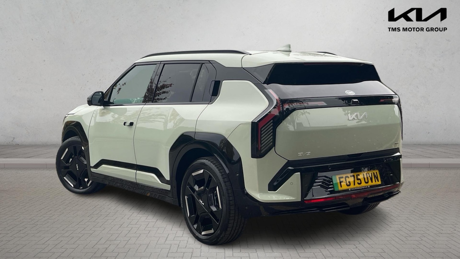 Used Kia EV3 2025 for sale - 77016435: Photo 2