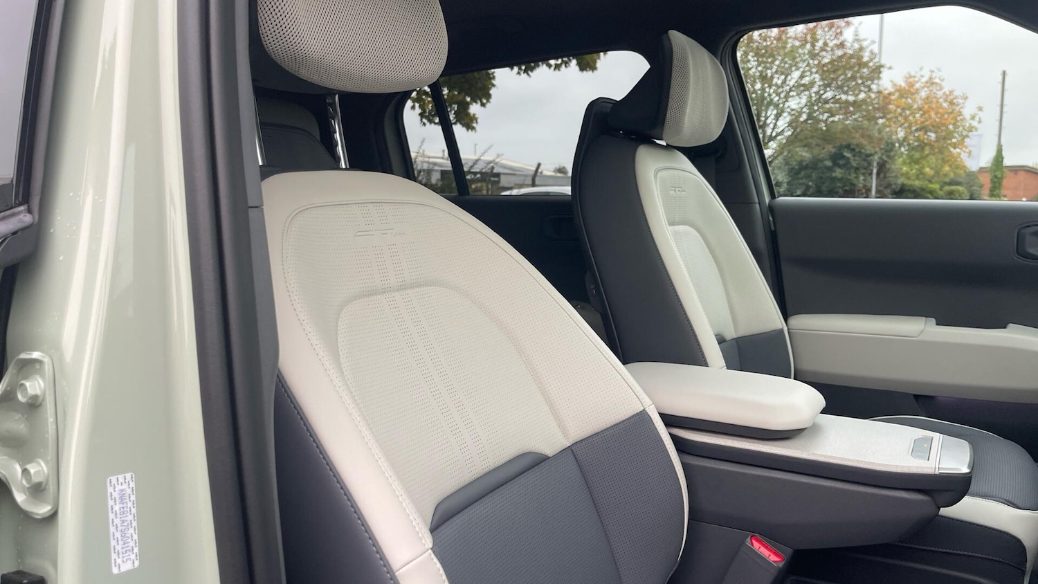 Used Kia EV3 2025 for sale - 77016435: Photo 43