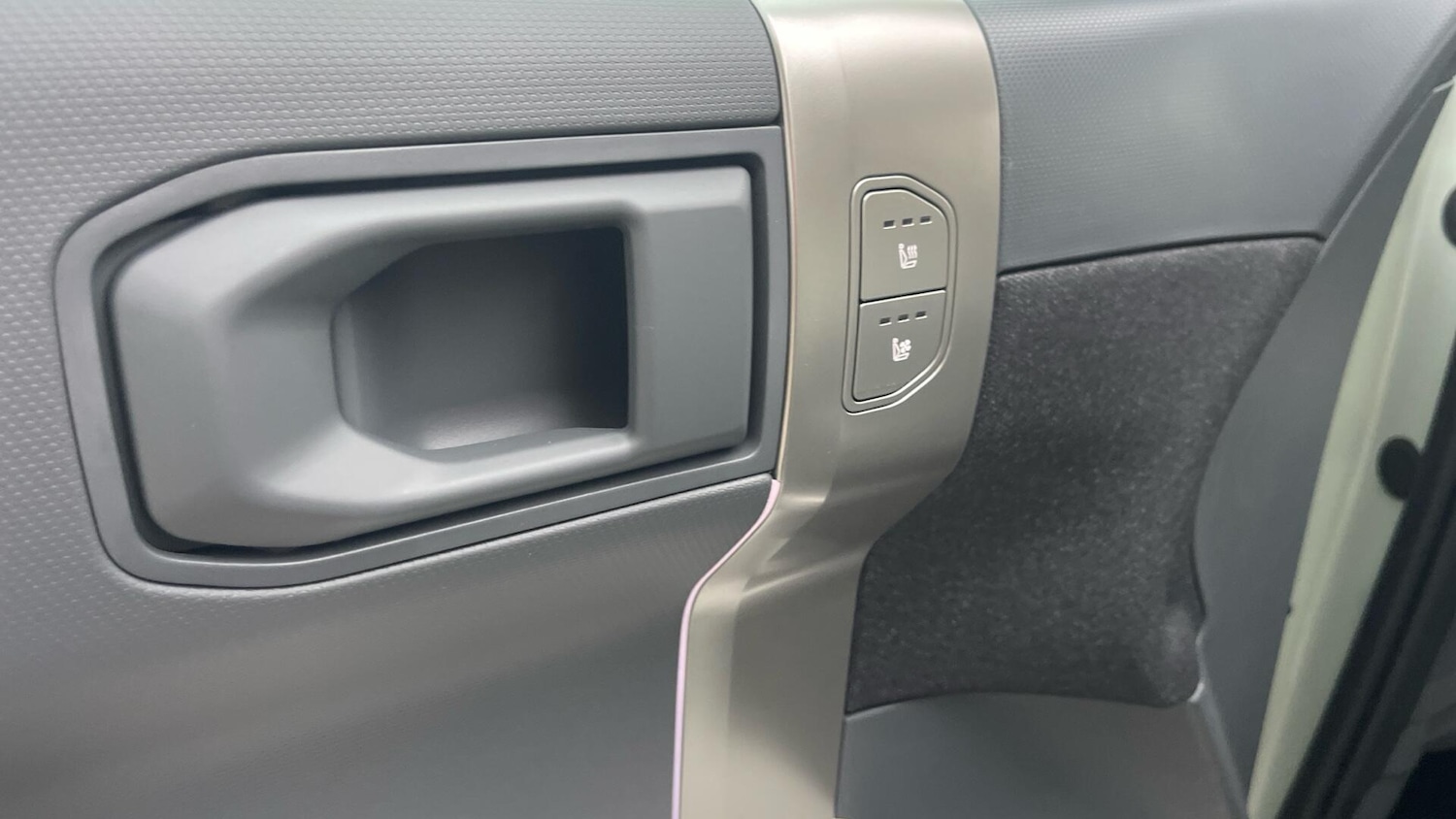 Used Kia EV3 2025 for sale - 77016435: Photo 46