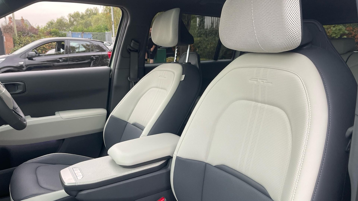 Used Kia EV3 2025 for sale - 77016435: Photo 49