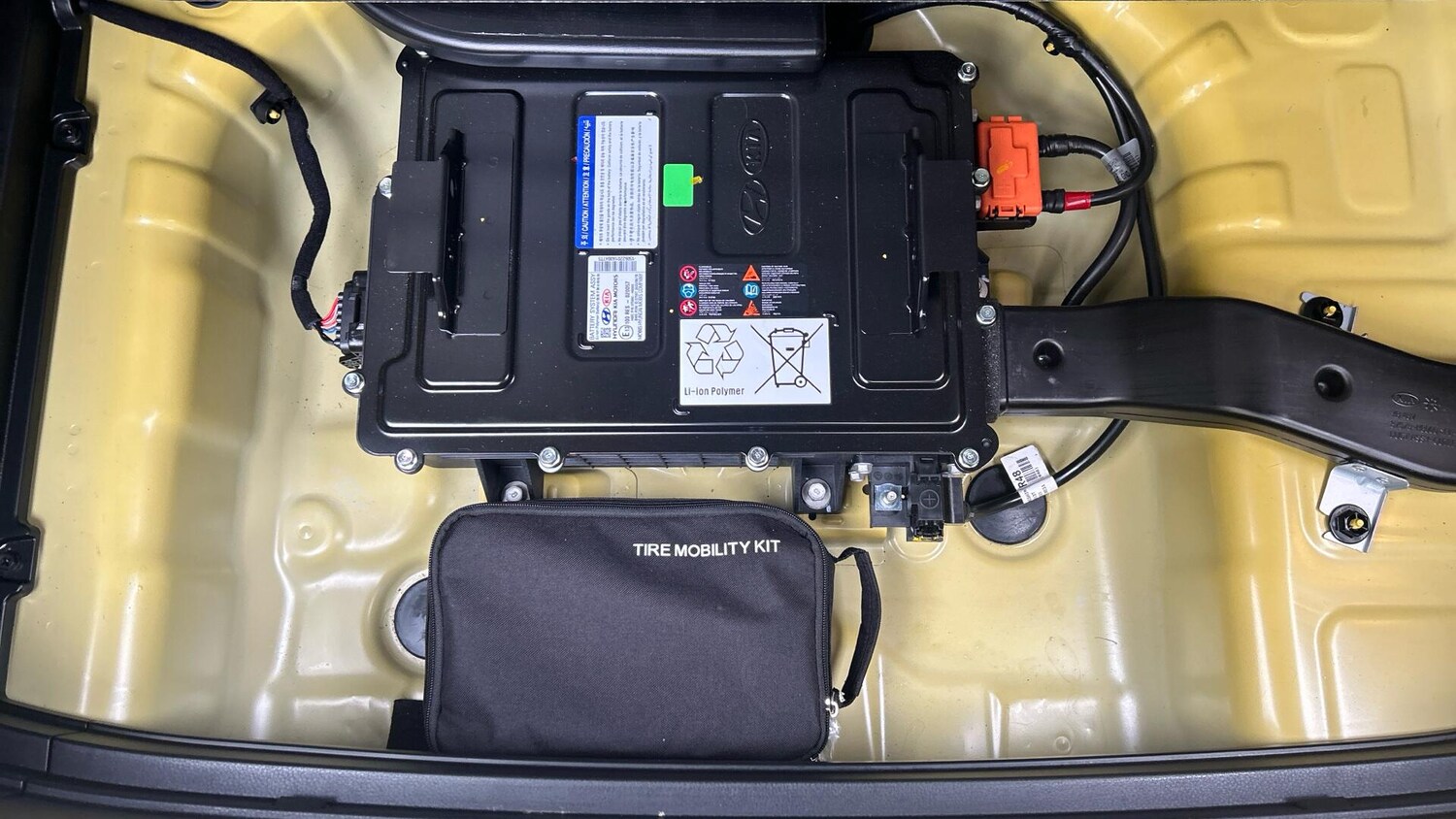 Used Kia Stonic 2022 for sale - 76337736: Photo 11