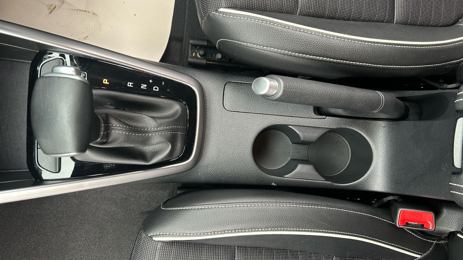 Used Kia Stonic 2022 for sale - 76337736: Photo 19