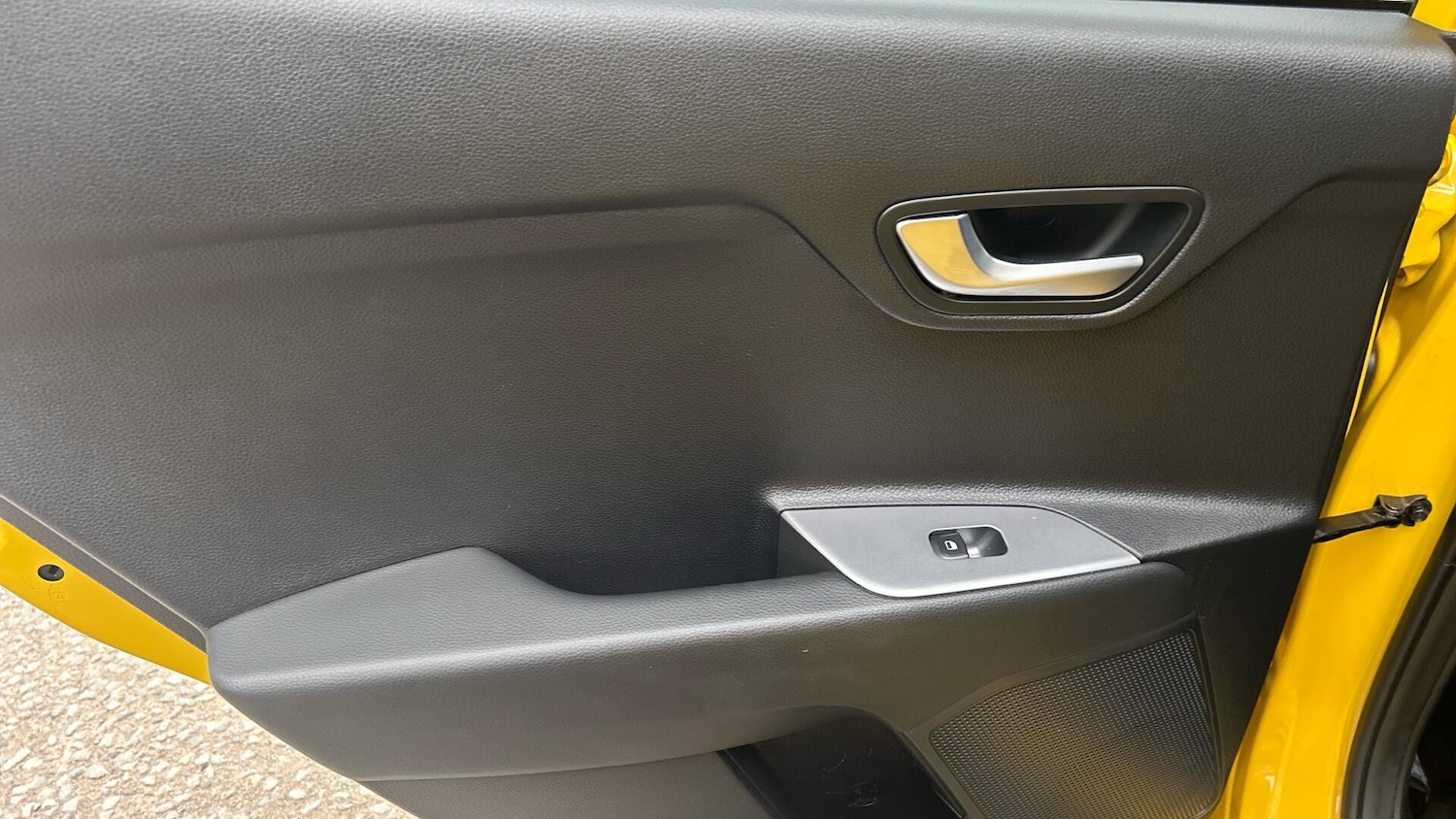 Used Kia Stonic 2022 for sale - 76337736: Photo 20