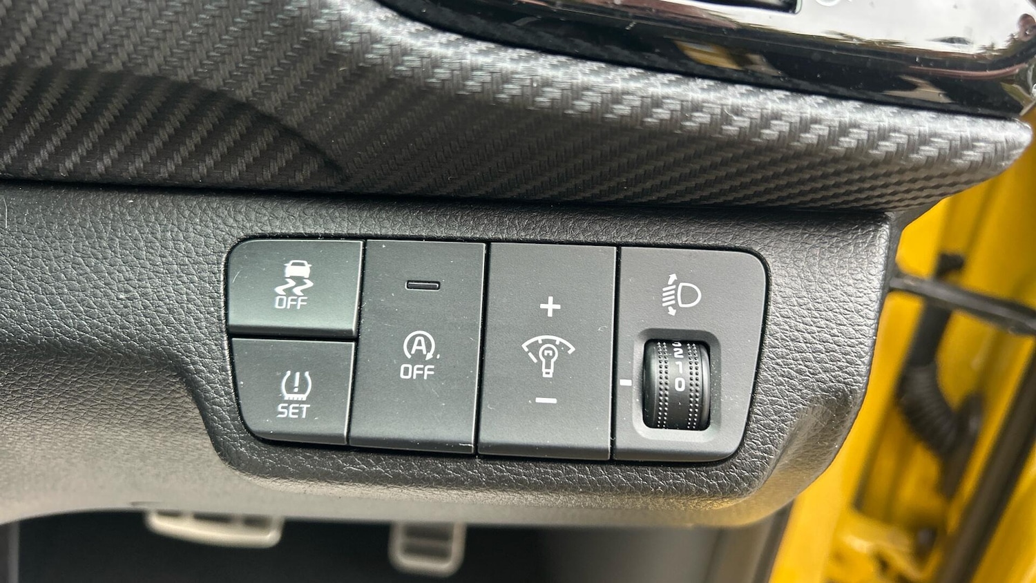 Used Kia Stonic 2022 for sale - 76337736: Photo 28