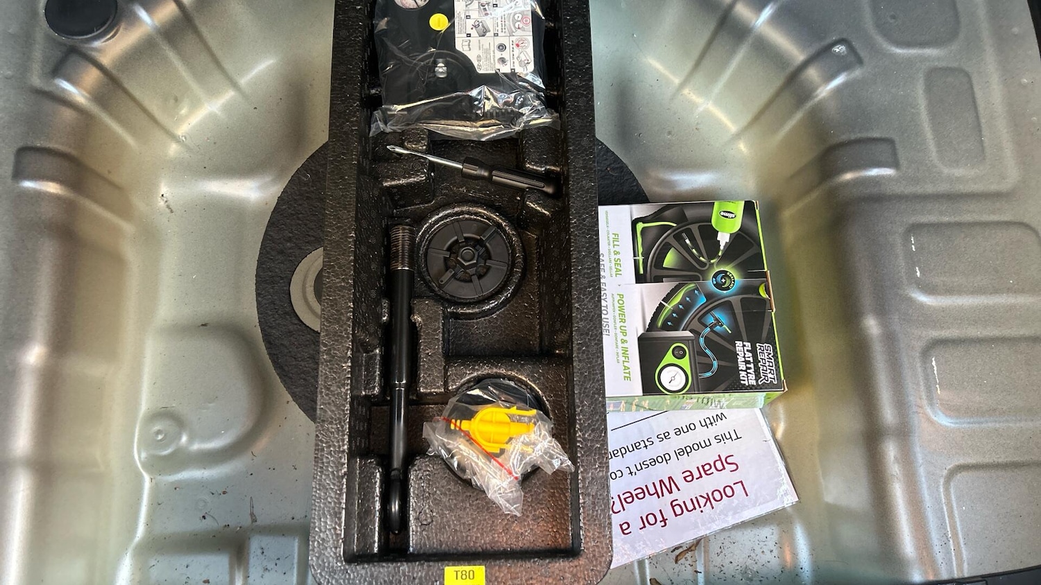 Used Kia Stonic 2018 for sale - 76380518: Photo 12