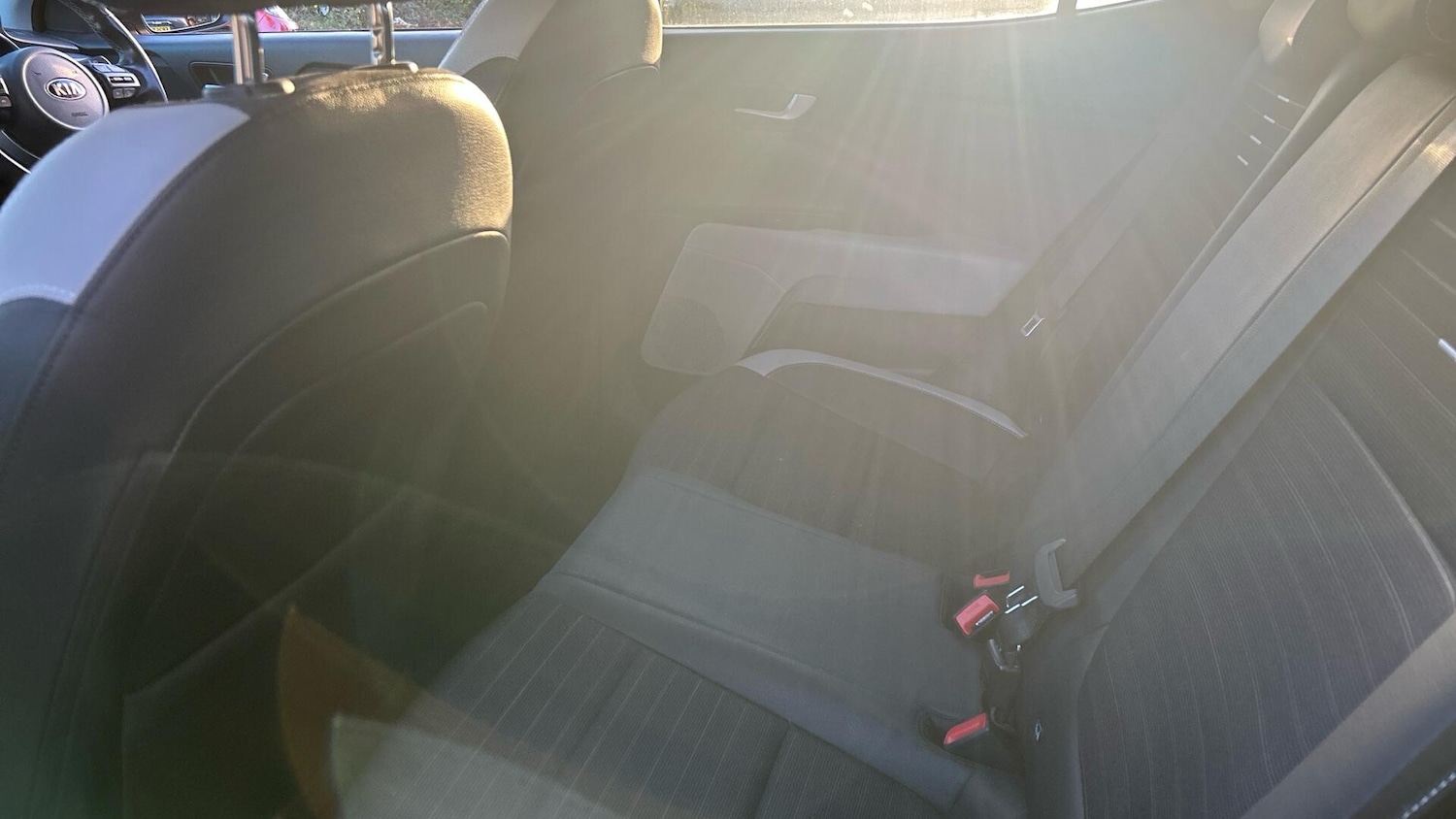 Used Kia Stonic 2018 for sale - 76380518: Photo 14