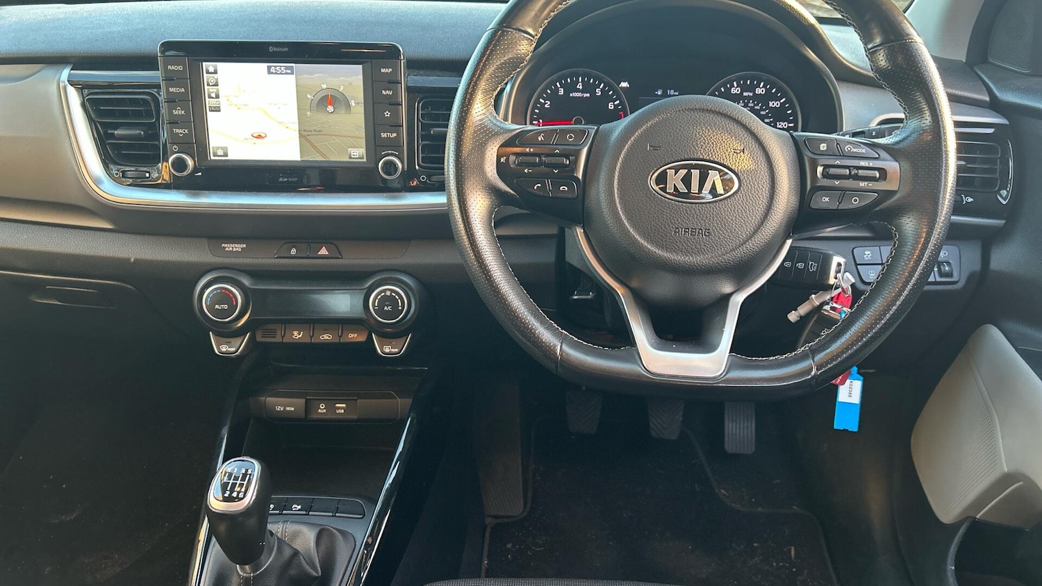 Used Kia Stonic 2018 for sale - 76380518: Photo 8