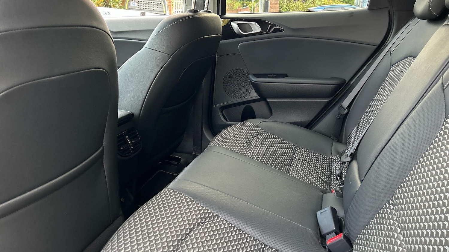 Used Kia XCeed 2025 for sale - 76823458: Photo 12