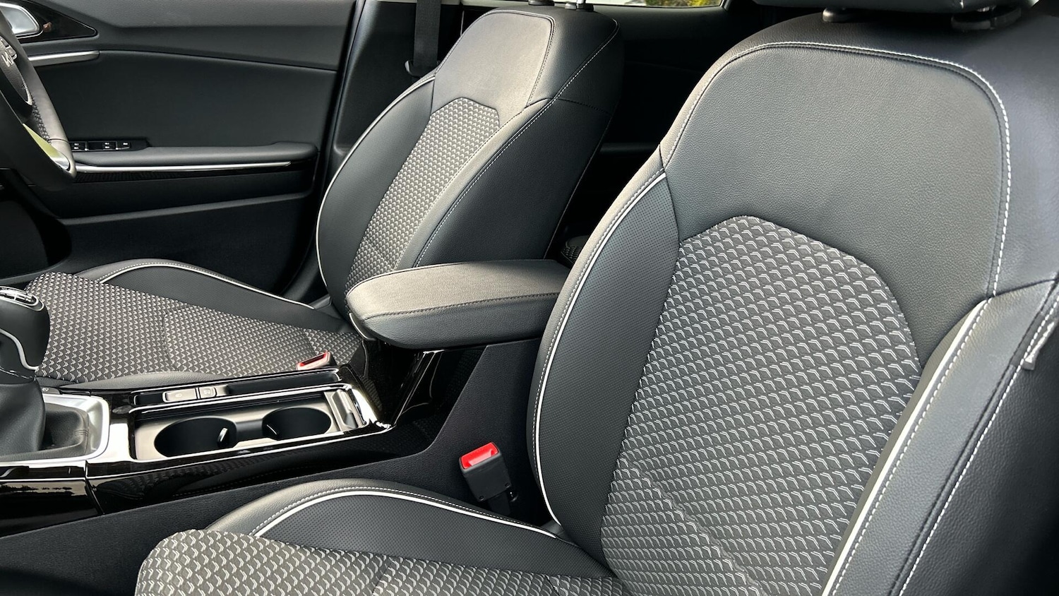 Used Kia XCeed 2025 for sale - 76823458: Photo 16