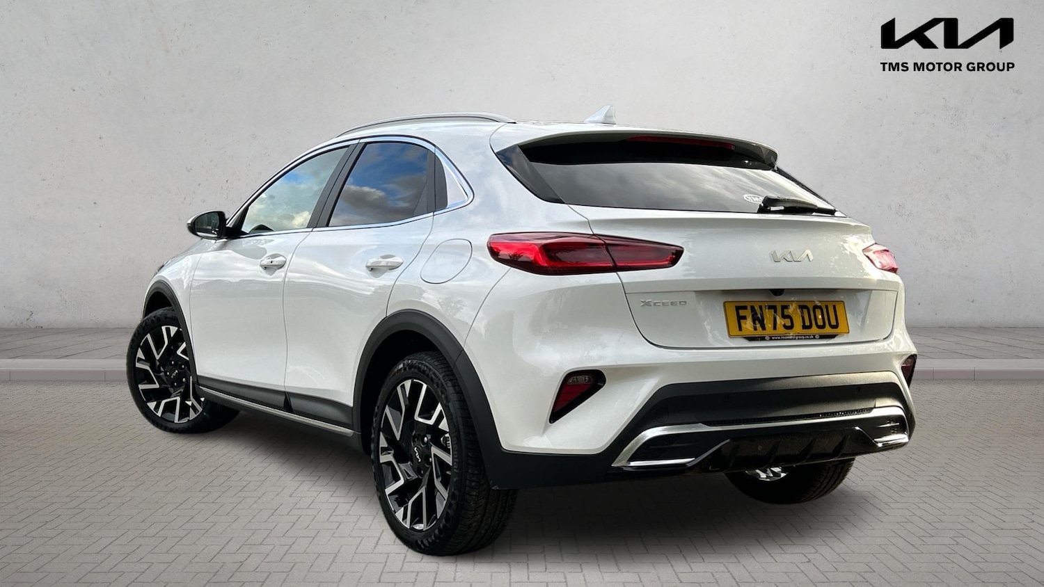 Used Kia XCeed 2025 for sale - 76823458: Photo 2