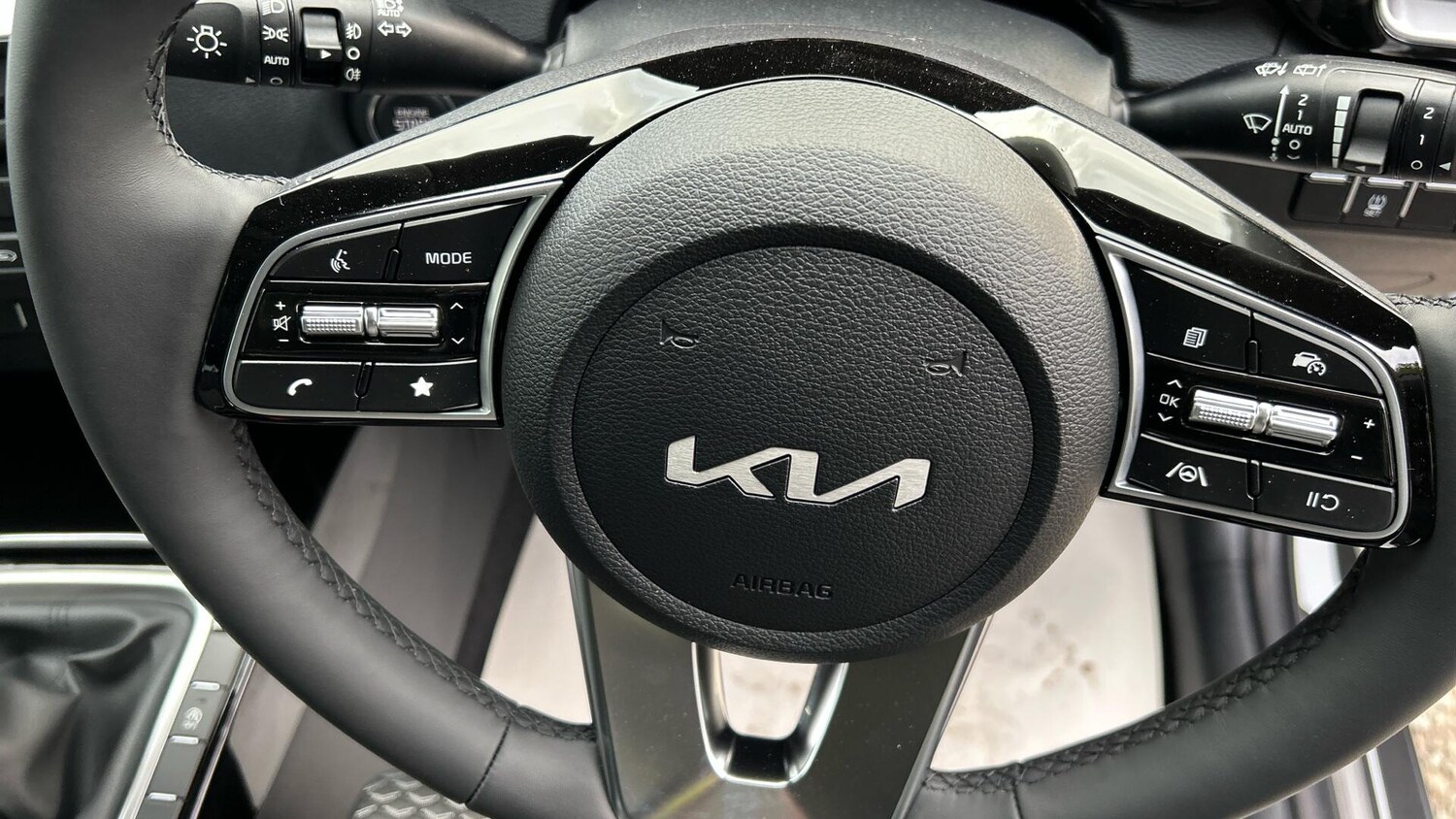 Used Kia XCeed 2025 for sale - 76823458: Photo 25