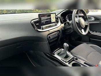 Used Kia XCeed 2025 for sale - 76823458: Photo