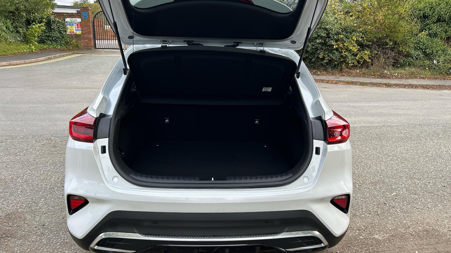 Used Kia XCeed 2025 for sale - 76823458: Photo 8