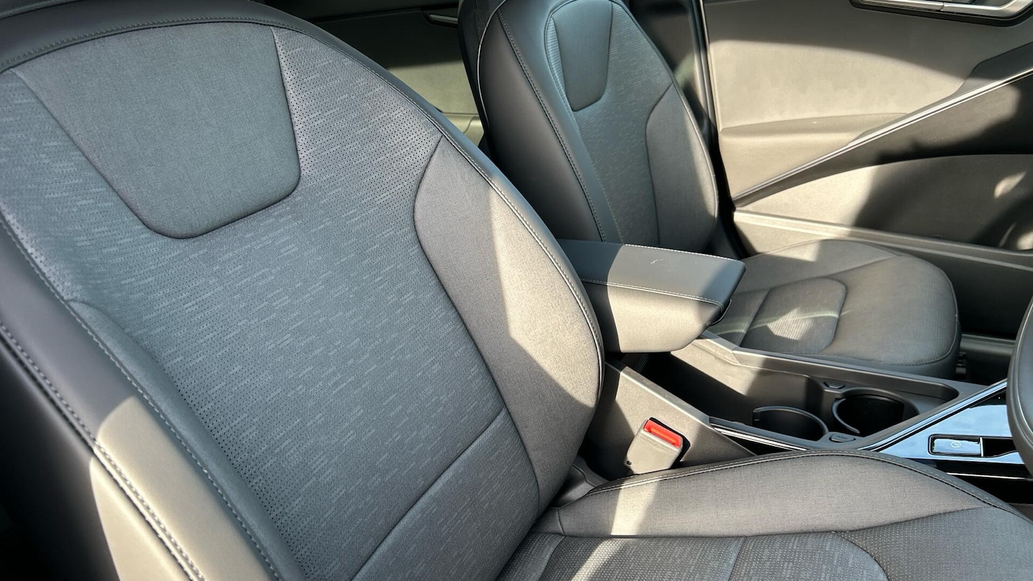 Used Kia Niro 2025 for sale - 76898278: Photo 25