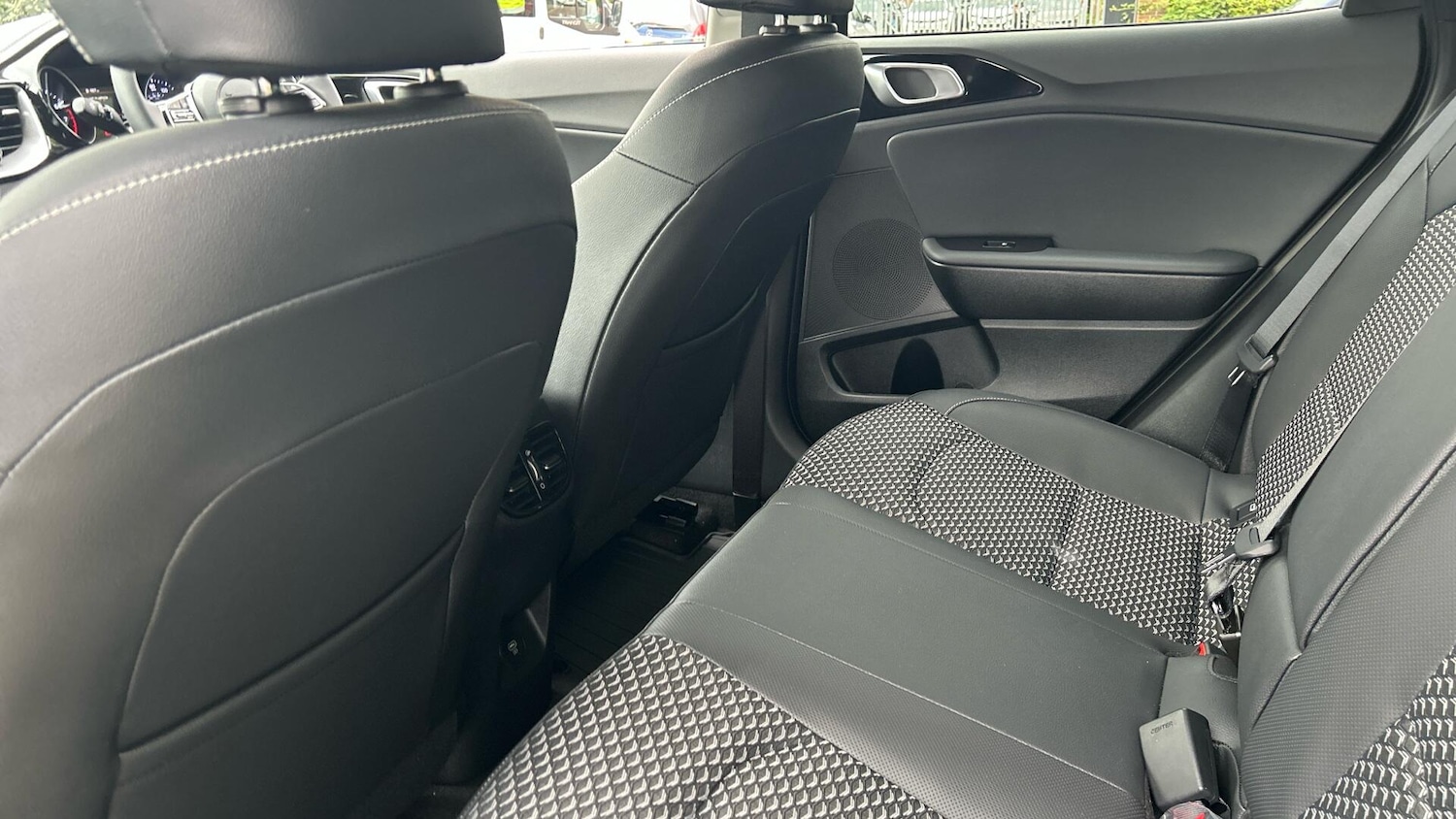 Used Kia XCeed 2025 for sale - 76377921: Photo 13