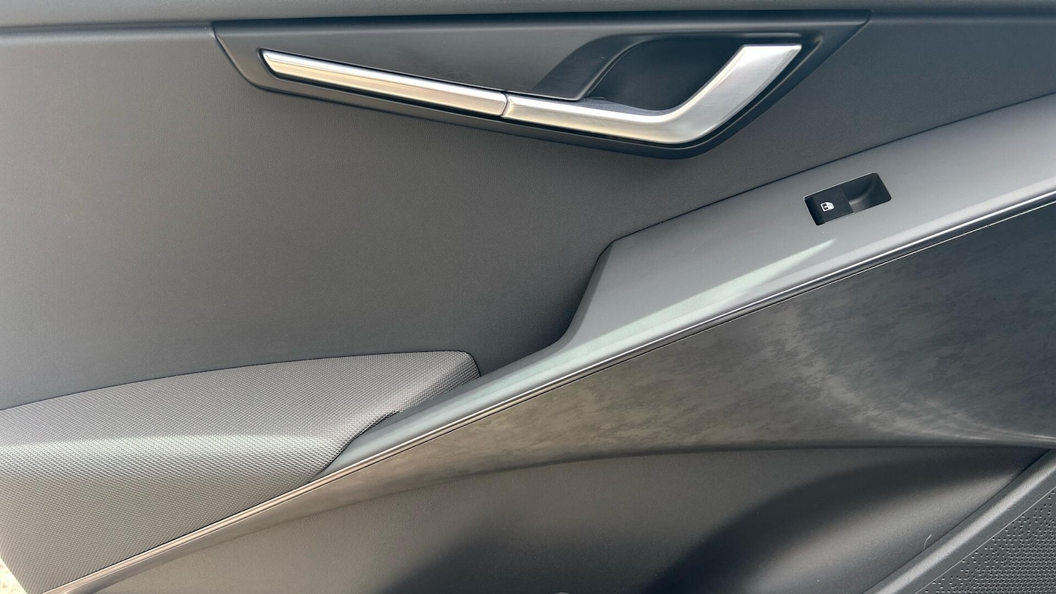 Used Kia Niro 2025 for sale - 76632873: Photo 16