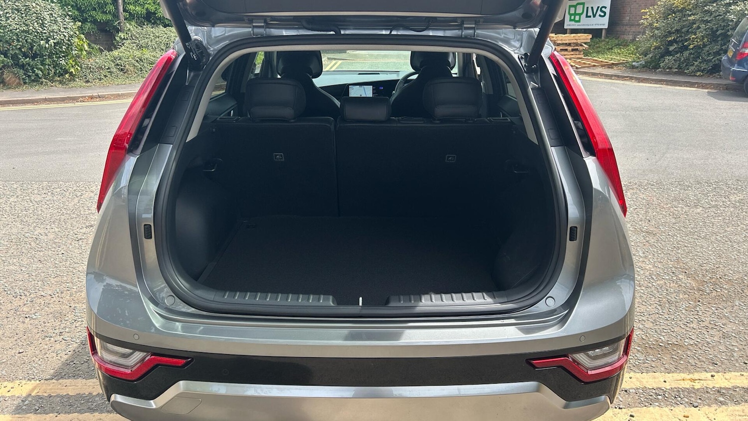 Used Kia Niro 2025 for sale - 76337610: Photo 9