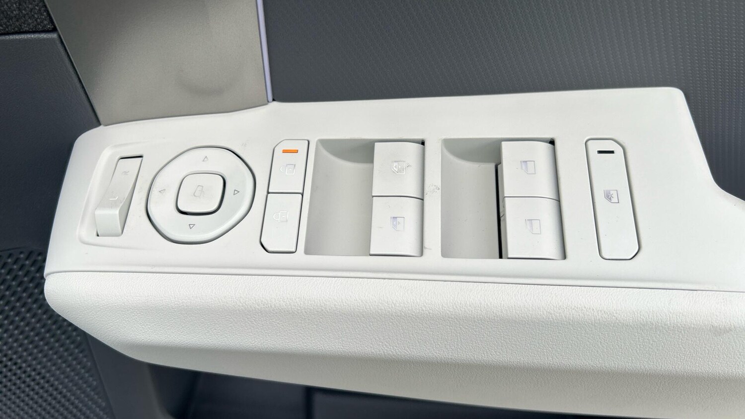 Used Kia EV3 2026 for sale - 77671504: Photo 25