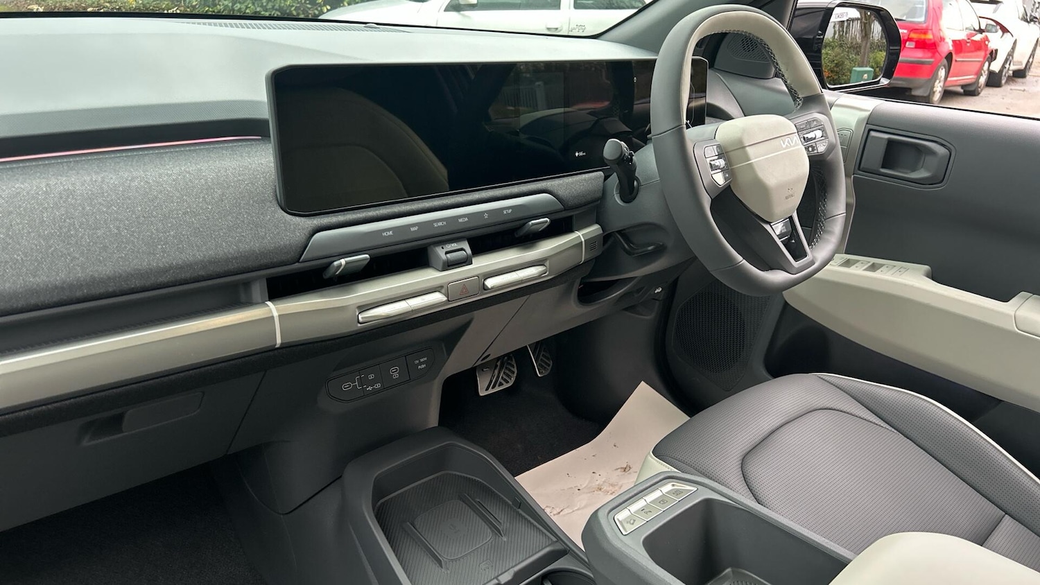 Used Kia EV3 2026 for sale - 77671504: Photo 3