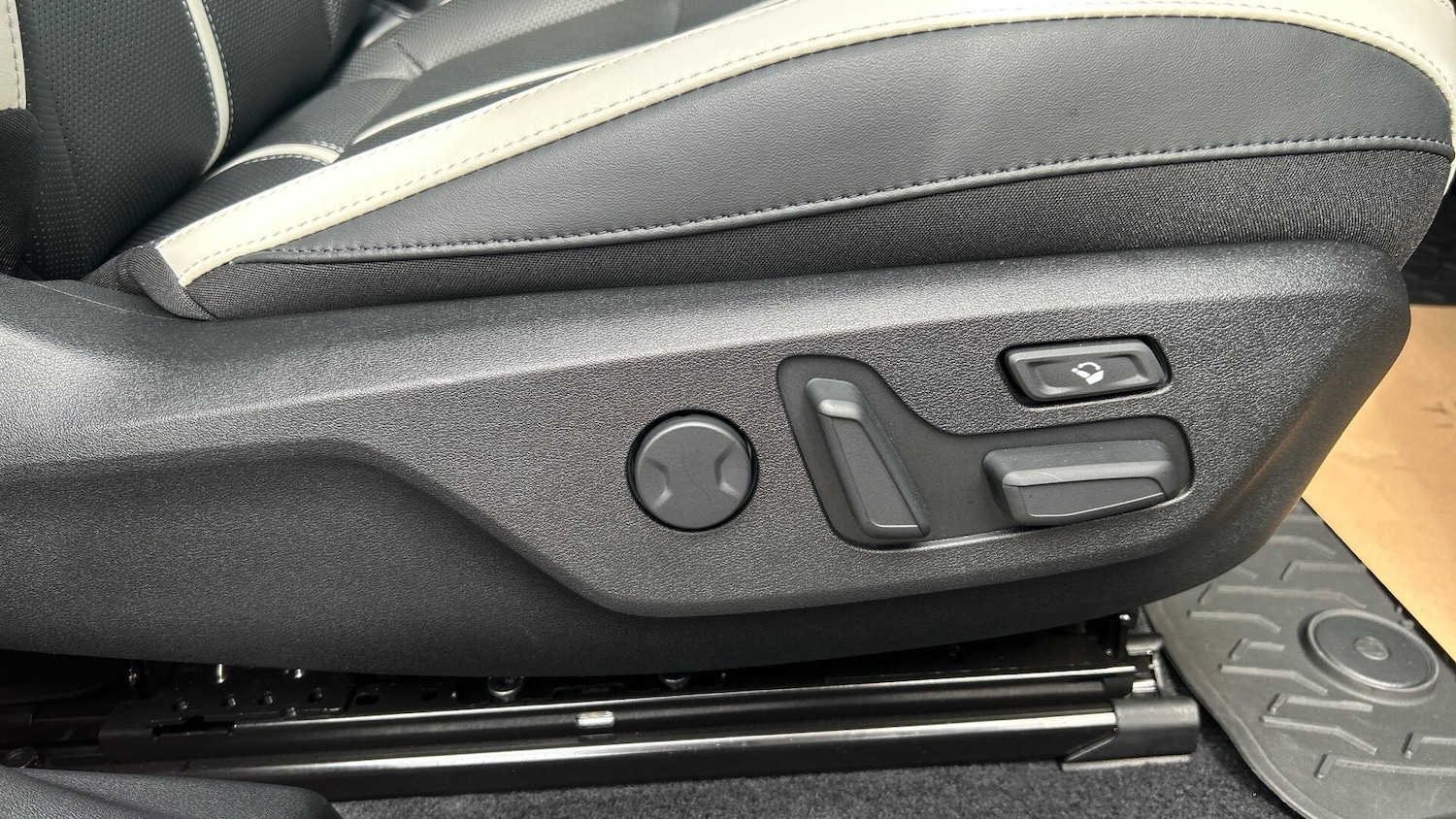 Used Kia EV6 2025 for sale - 76337262: Photo 31