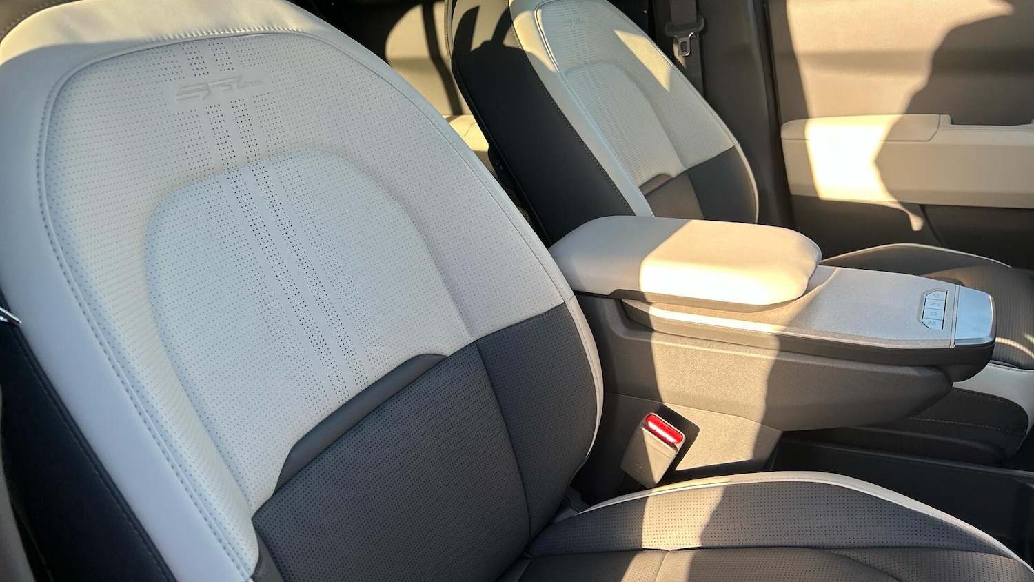 Used Kia EV3 2025 for sale - 77015656: Photo 31