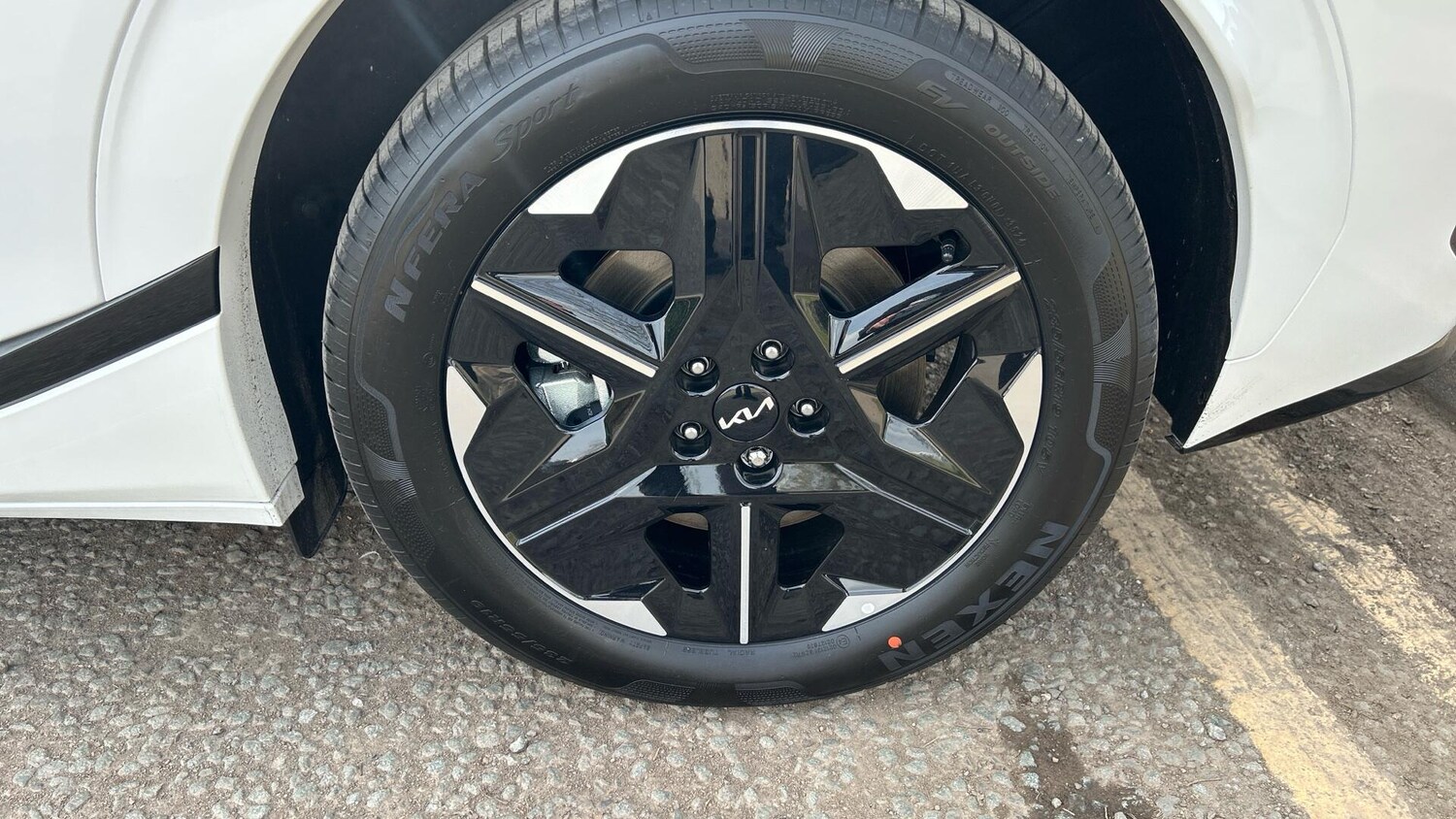 Used Kia EV6 for sale - 77670762: Photo 36