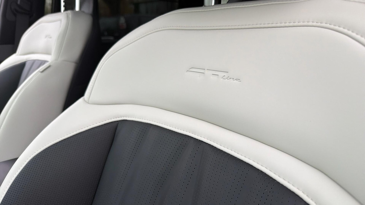 Used Kia EV9 2025 for sale - 77016712: Photo 32