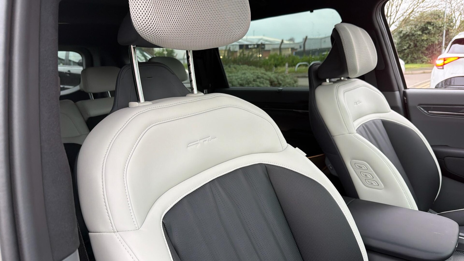 Used Kia EV9 2025 for sale - 77016712: Photo 49