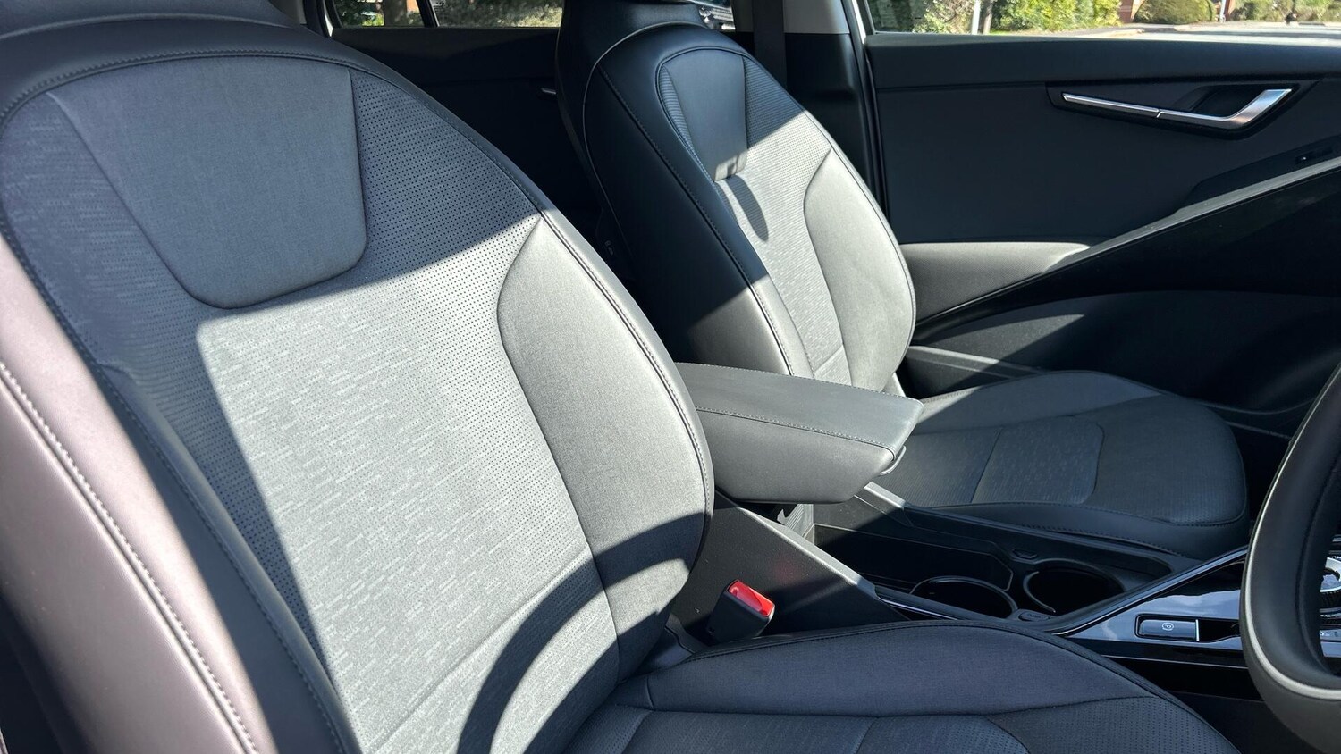 Used Kia Niro for sale - 77670294: Photo 27