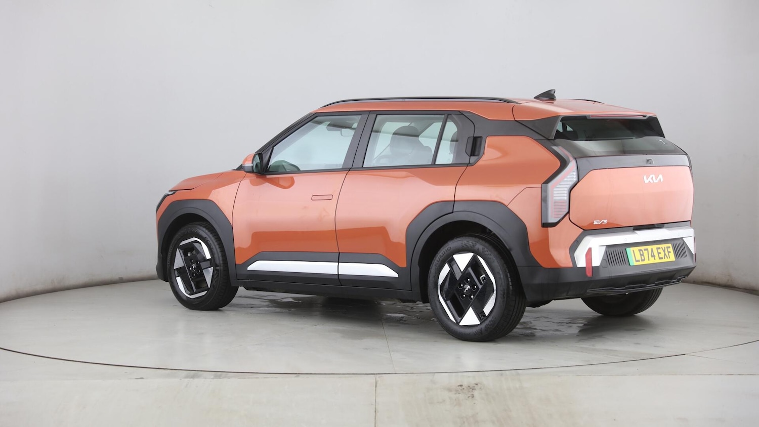 Used Kia EV3 2024 for sale - 77671404: Photo 2