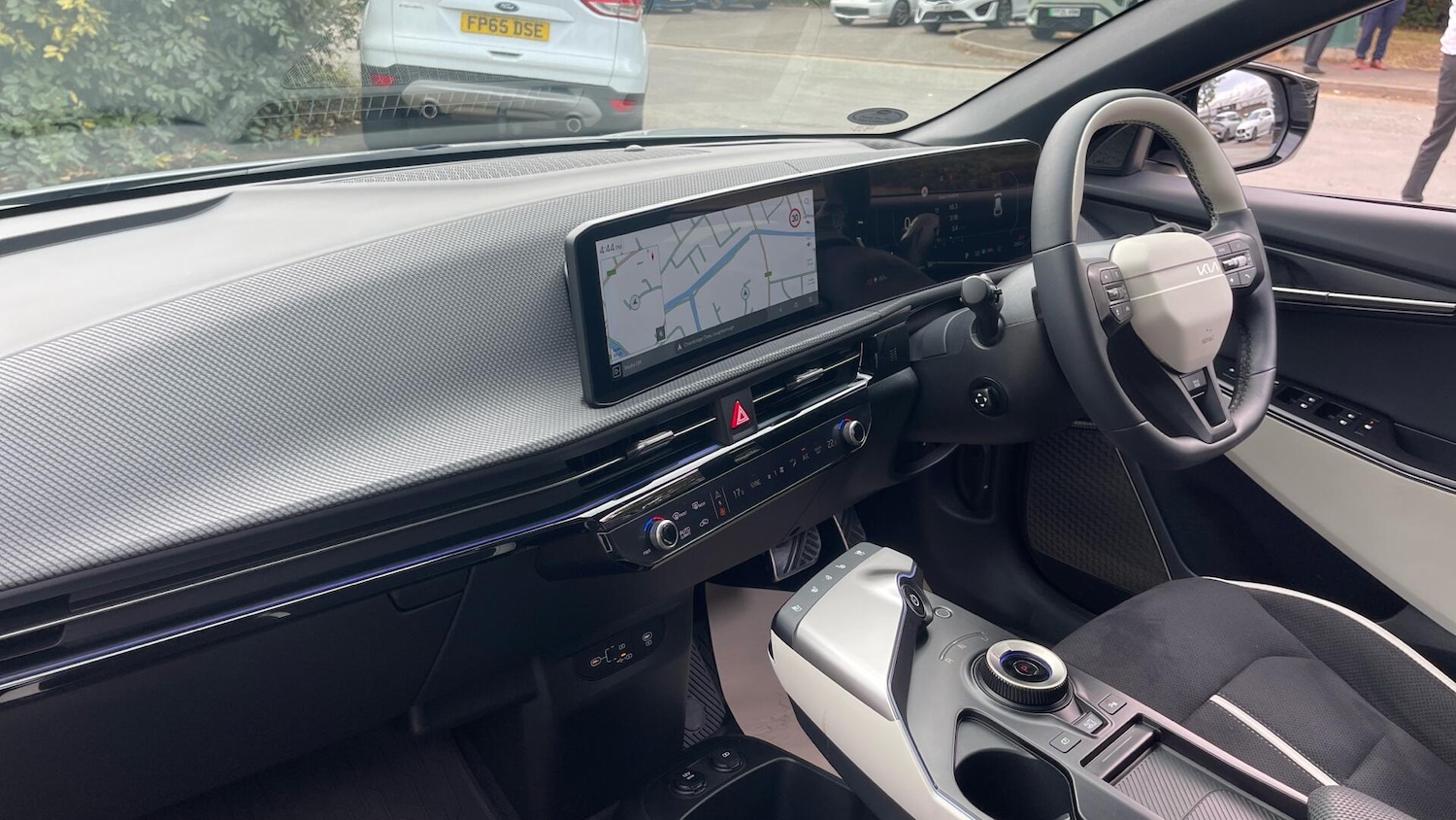 Used Kia EV6 for sale - 76632988: Photo 4