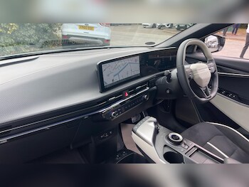 Used Kia EV6 2025 for sale - 76632988: Photo