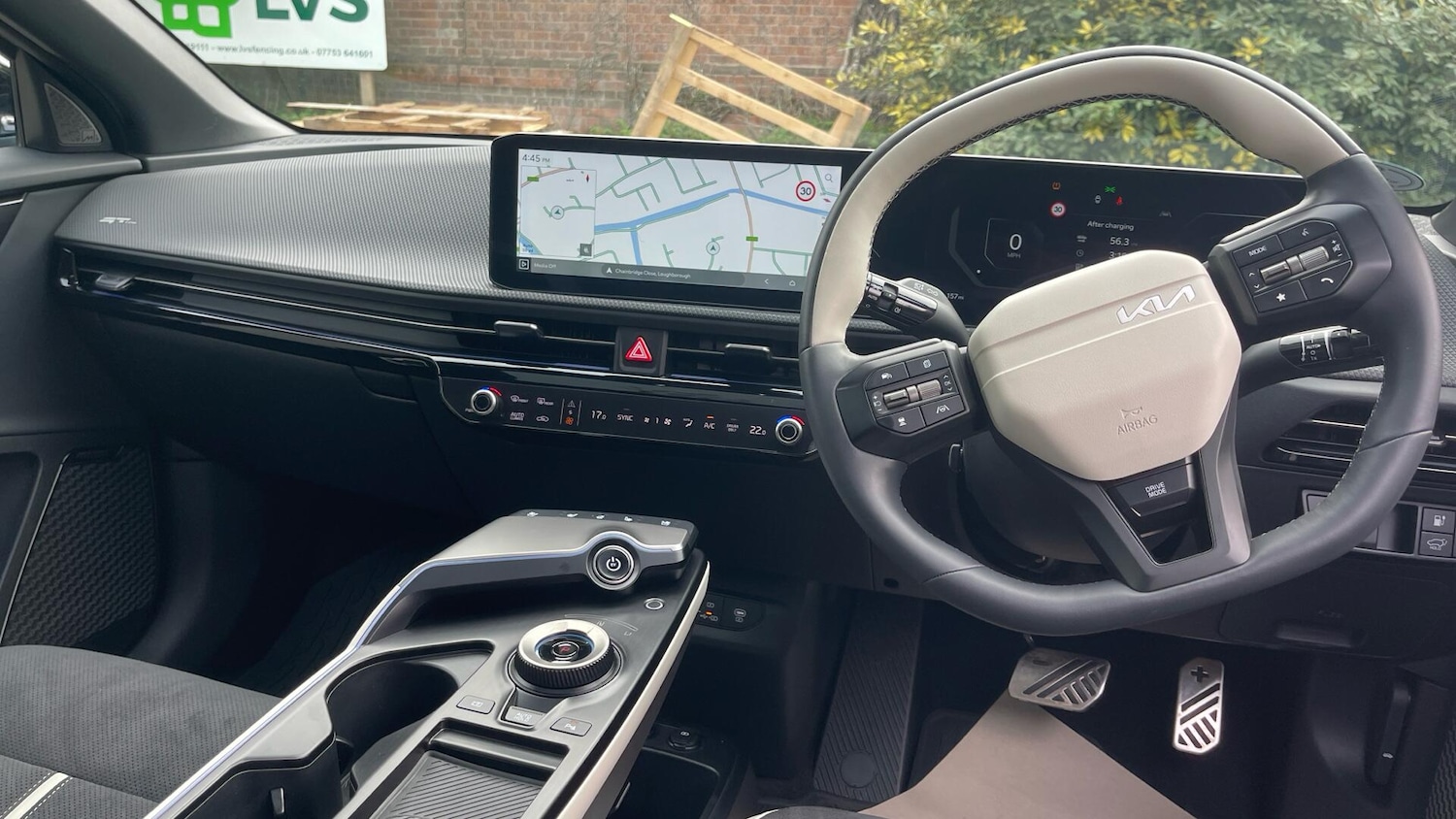 Used Kia EV6 for sale - 76632988: Photo 8