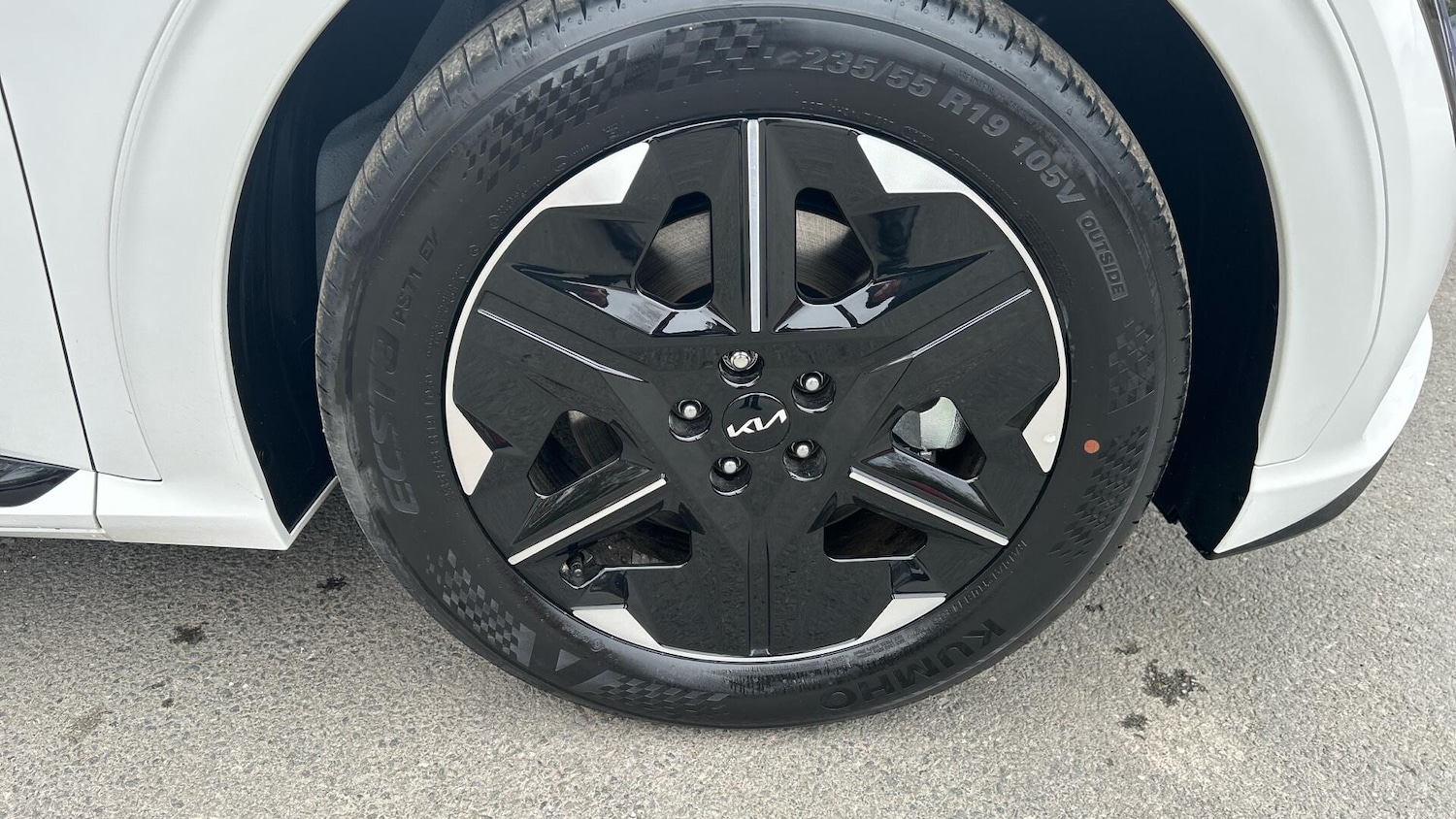 Used Kia EV6 2025 for sale - 76633172: Photo 42