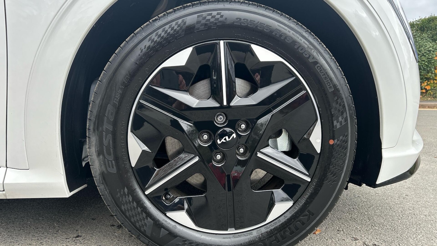 Used Kia EV6 2025 for sale - 76633172: Photo 5