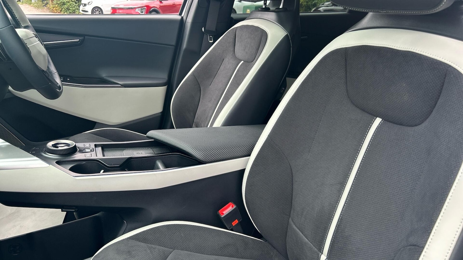 Used Kia EV6 2025 for sale - 76336404: Photo 17