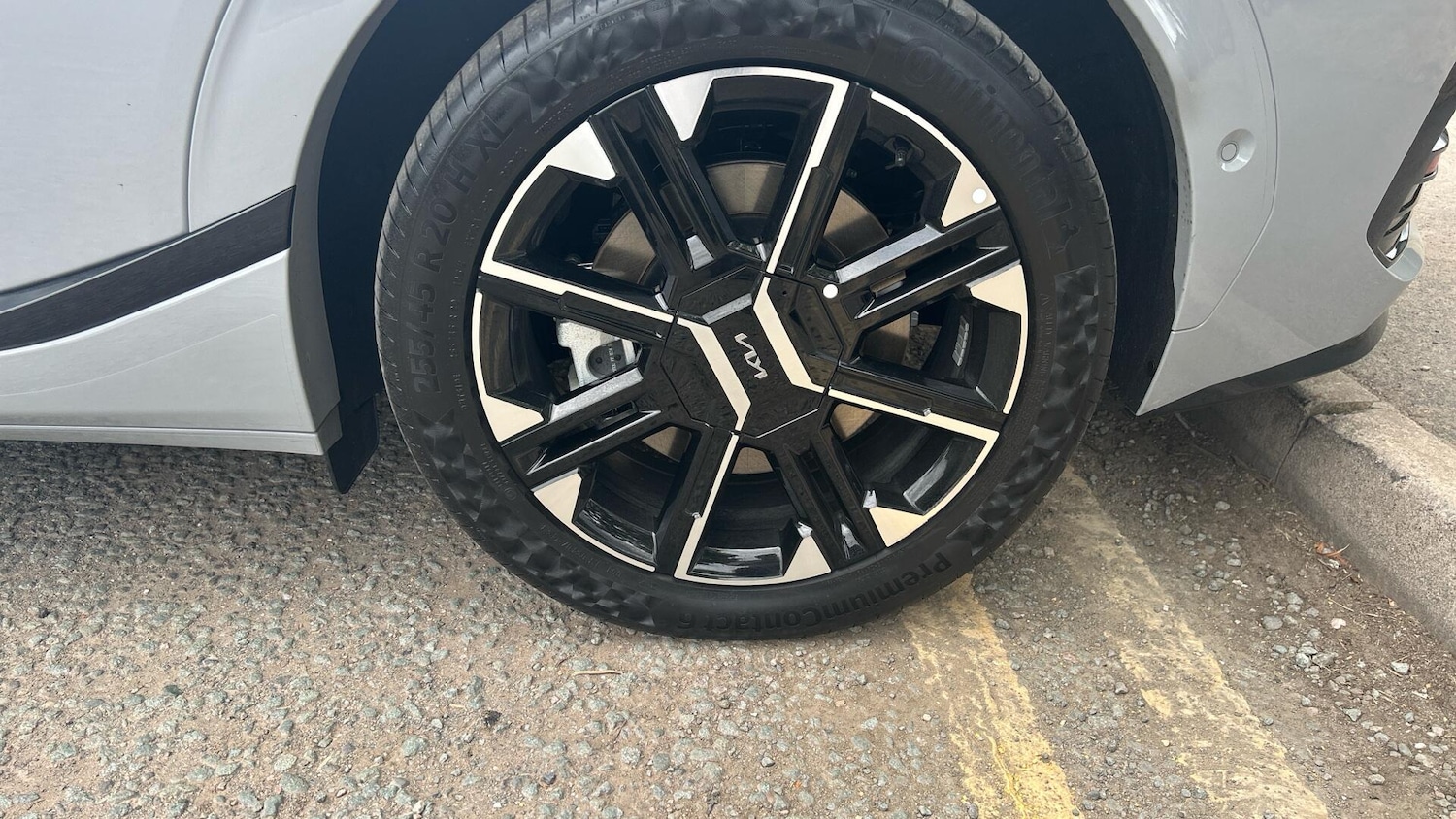 Used Kia EV6 2025 for sale - 76336404: Photo 43